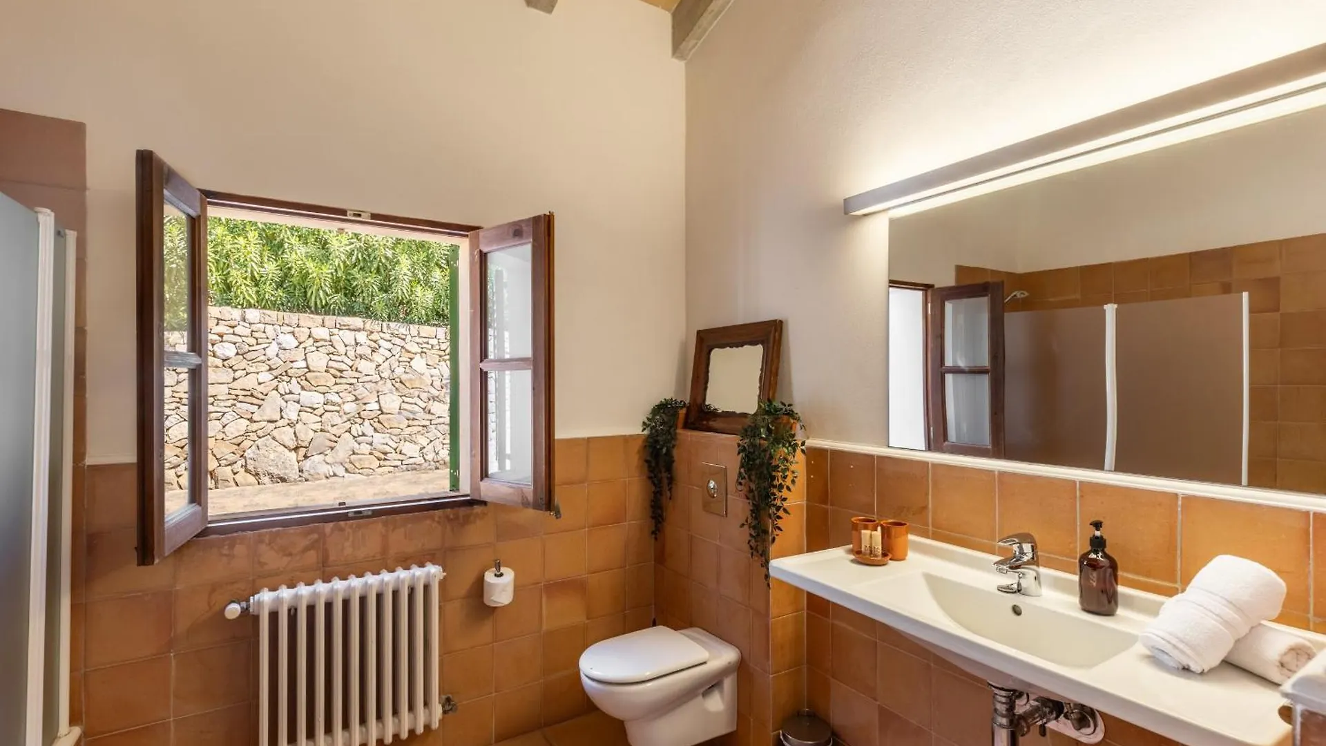 Villa Son Llarg, Estallencs 에스텔렌치스 0*,  스페인