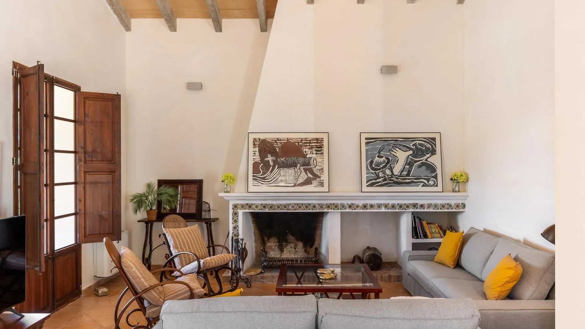 Villa Son Llarg, Estallencs Estellenchs